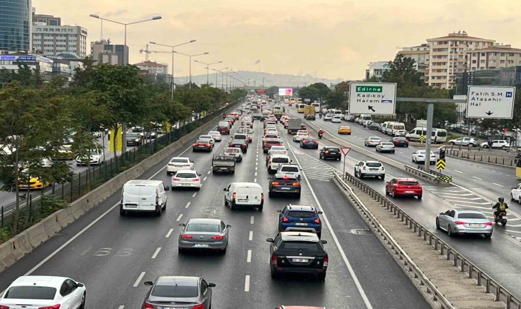 Anadolu Yakasında trafik yoğunluğu yüzde 74e ulaştı