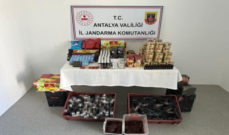 Antalyada jandarmadan kaçak alkol ve sigara operasyonu: 1 gözaltı