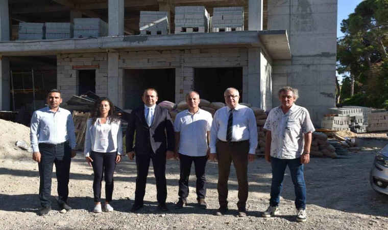 Aydın İl Sağlık Müdürü Şenkul Kuşadasındaki yatırımları yerinde inceledi