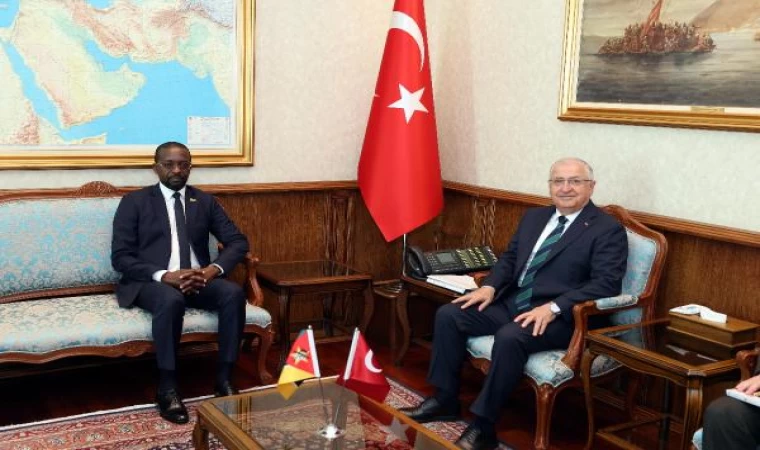 Bakan Güler, Mozambikli mevkidaşı ile bir araya geldi