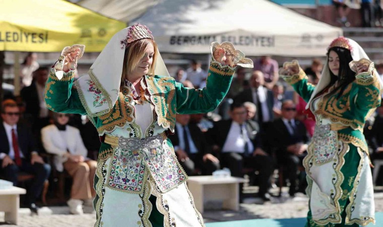 Bergamanın düşman işgalinden kurtuluşu coşkuyla kutlandı