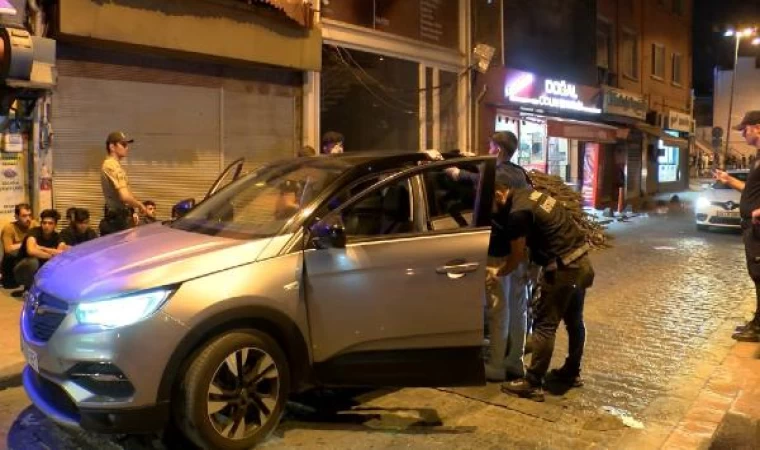 Beyoğlu’nda asayiş denetimi; 8 kaçak göçmen yakalandı