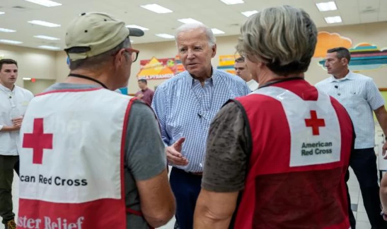 Biden, Florida’daki kasırgadan etkilenen aileleri ziyaret etti