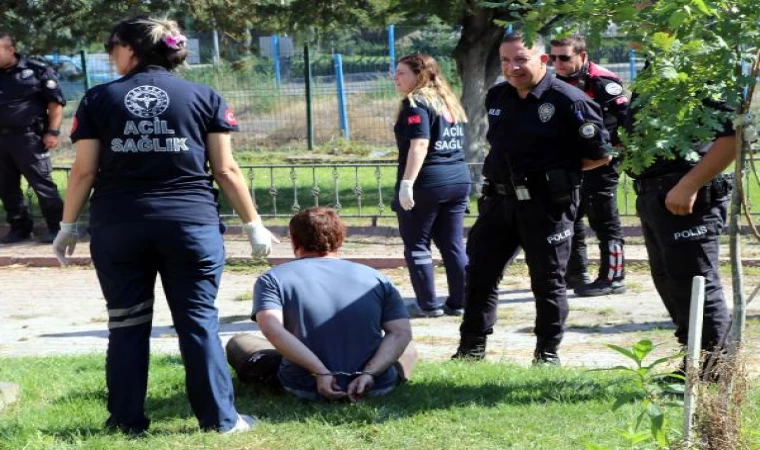 Bipolar hastası genç ’yardım’ ve ’iş’ için gittiği kaymakamlıkta olay çıkardı