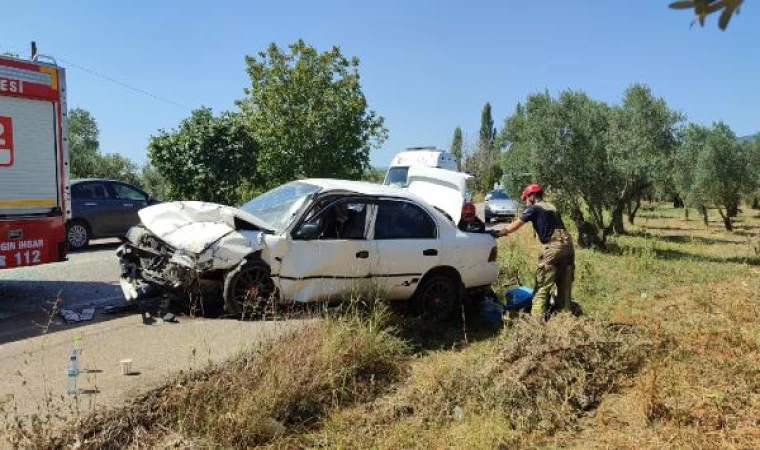 Bursa’da otomobiller kafa kafaya çarpıştı: 1’i bebek 6 yaralı