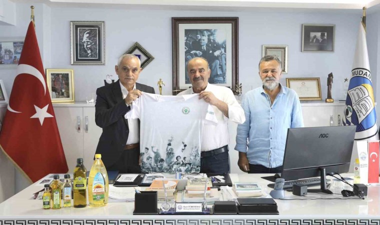 Bursaspor Başkanı Recep Günay, Mudanya Belediye Başkanı Hayri Türkyılmazı ziyaret etti