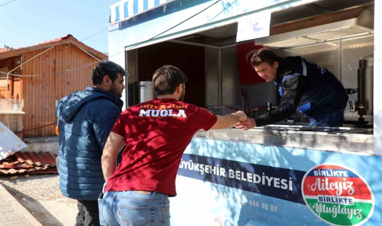 Büyükşehirden üniversite öğrencilerine destek