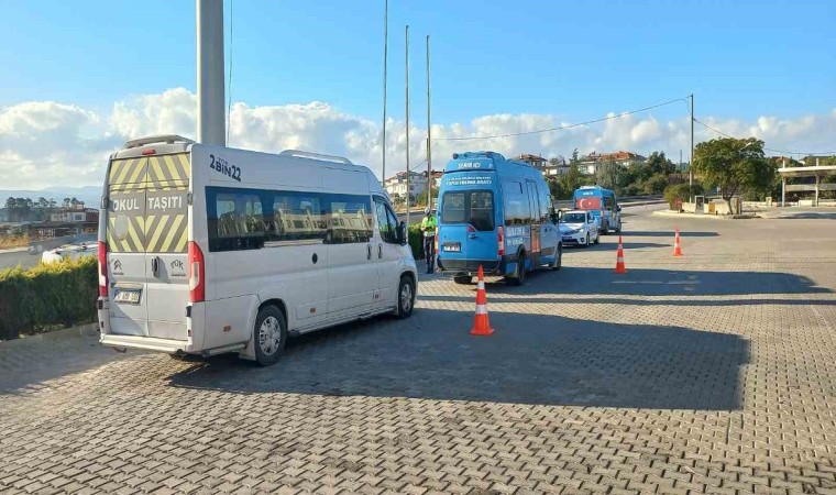 Çanakkalede okul servis araçlarına denetim