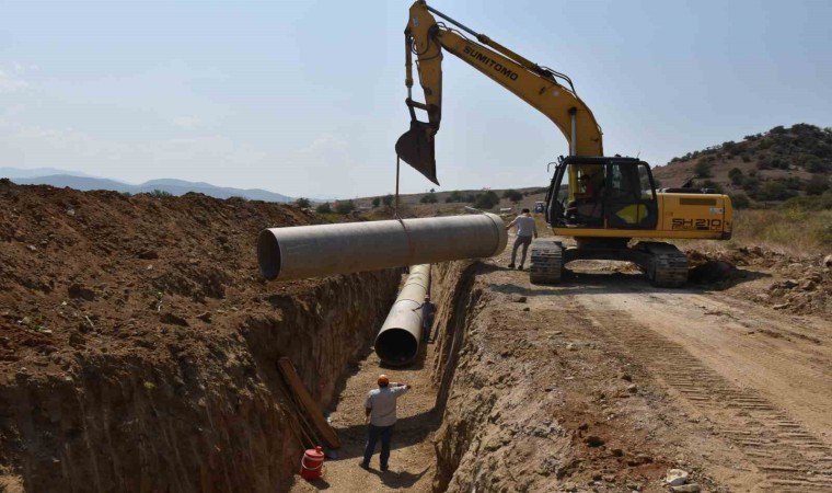 Çinede sulama boruları yer altına indi