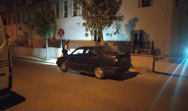 Çorum seyir halindeki otomobile mermi isabet etti