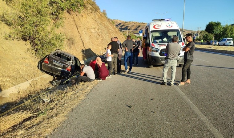 Çorumda düğün dönüşü trafik kazası: 1 ölü, 3 yaralı