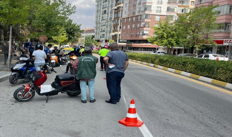 Çorumda motosiklet, traktör ve servis araçları denetlendi