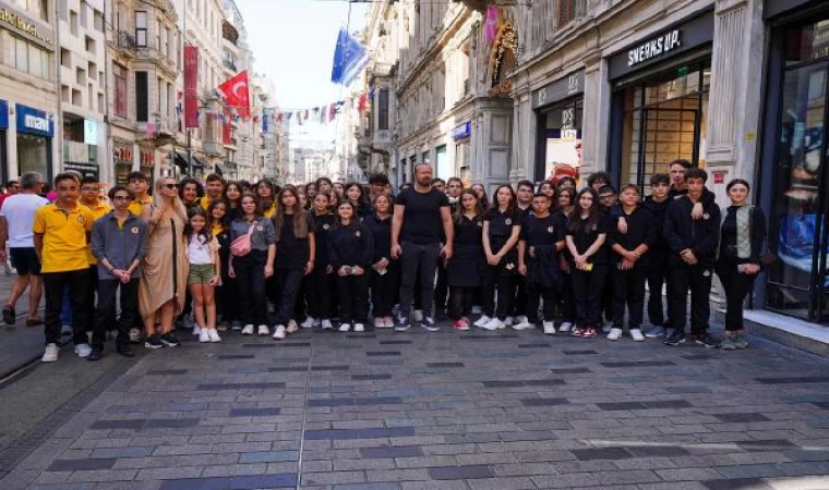 Demirören Medya Lisesi öğrencileri Madame Tussauds Müzesi’ni ziyaret etti