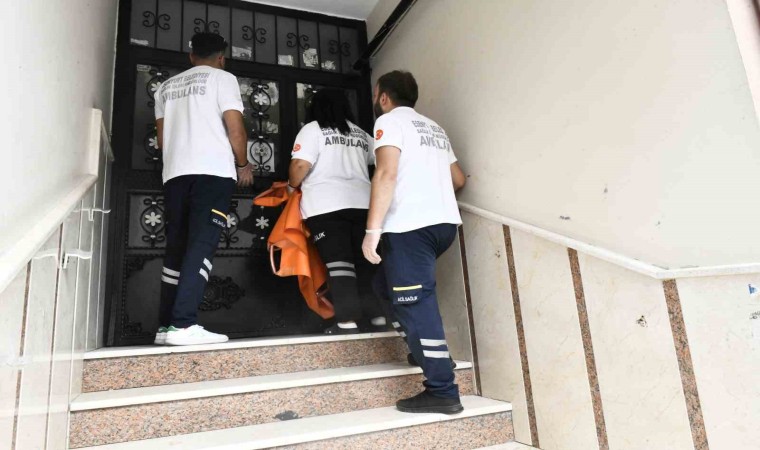 Esenyurtta yılda 8 bin hastaya ambulans hizmeti veriliyor