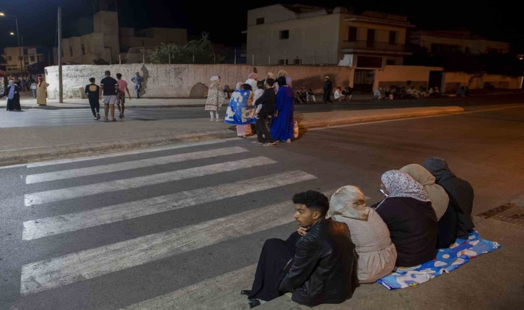 Fasta 7.2 büyüklüğünde deprem: 632 ölü, 329 yaralı