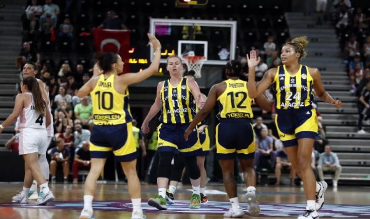 FIBA Kadınlar Süper Kupa Fenerbahçe’nin (FOTOĞRAFLAR)