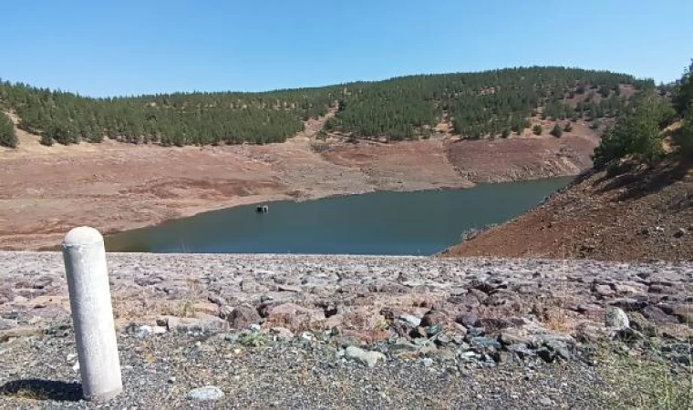 Gaziantep’te, 11 bin 160 dekar araziyi sulayan göletlerde su seviyesi yüzde 5’e düştü