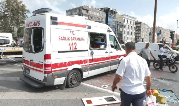  (geniş haber) - Vatan Caddesi’nde ambulans devrildi: 3 yaralı  