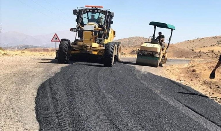 Gölbaşında köy yolları asfaltlanıyor