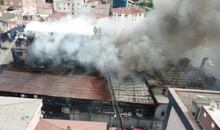 (Havadan ek fotoğraflar) Ataşehir’de iş yerinde yangın