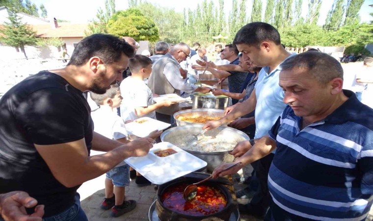 Hisarcık Hamamköyde hayır yemeği