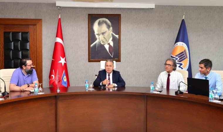 IBB Avusturya Delegasyonu üyeleri Mersin Üniversitesinde