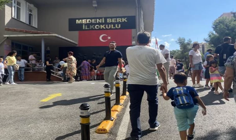 İlkokul birinci sınıf öğrencileri uyum programıyla okula başladı