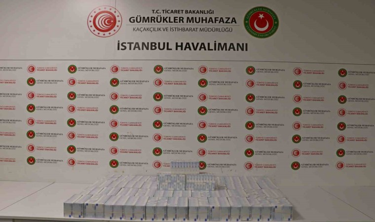 İstanbul Havalimanında piyasa değeri 800 bin lira olan kaçak ilaç ele geçirildi