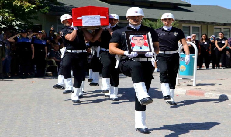 Kalp krizinden ölen polis, son yolculuğuna uğurlandı