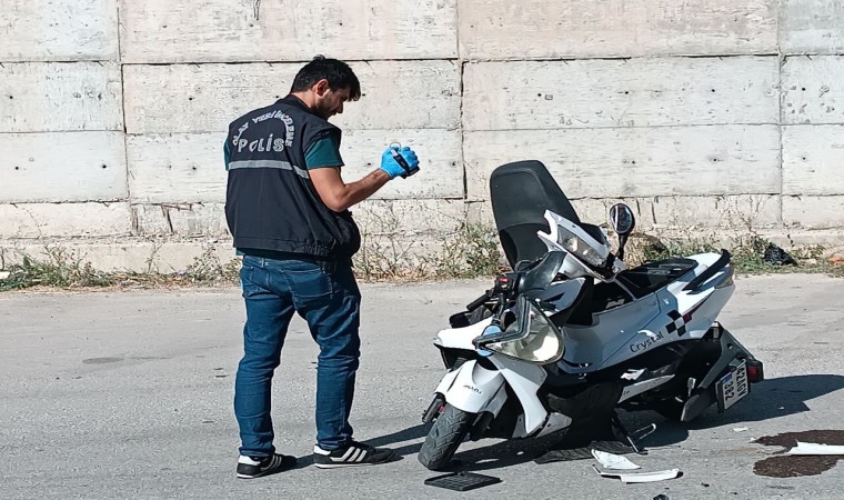 Karamanda kamyonetle çarpışan motosikletli öğrenci ağır yaralandı