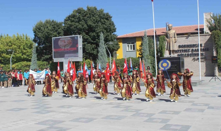 Karapınarda İlköğretim Haftası kutlandı