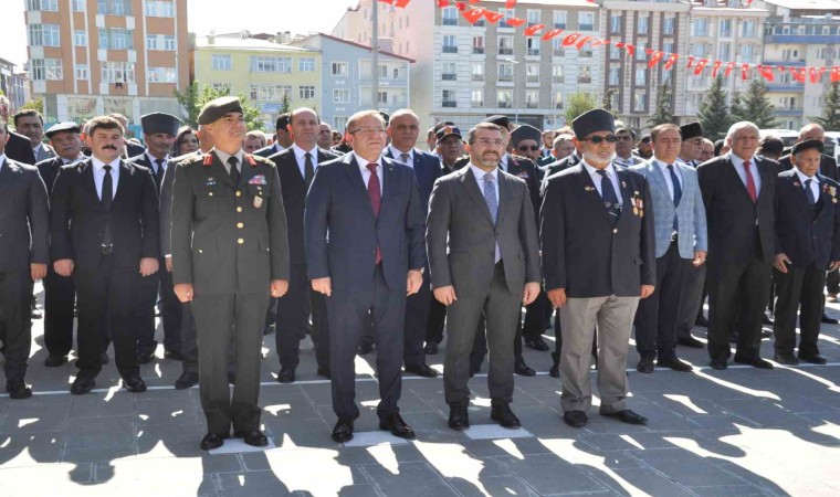 Karsta Gaziler Günü törenle kutlandı