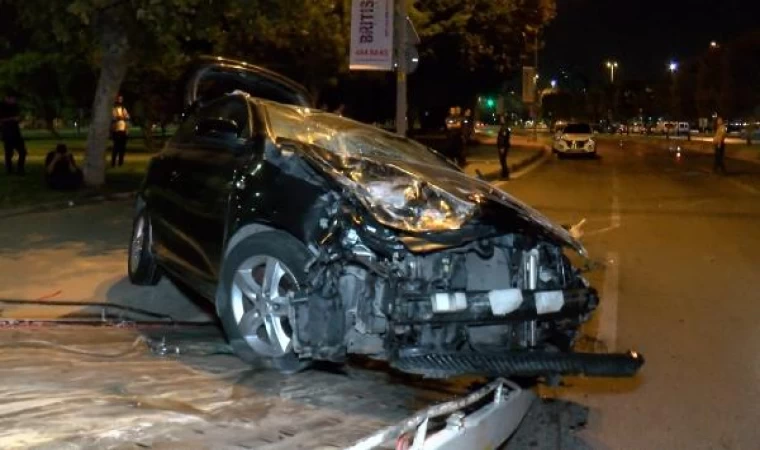 Kartal’da arkadaşından aldığı otomobille takla attı: 3 yaralı