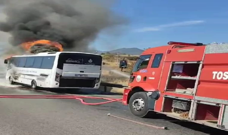 Kastamonu’da, İBB midibüsü yandı