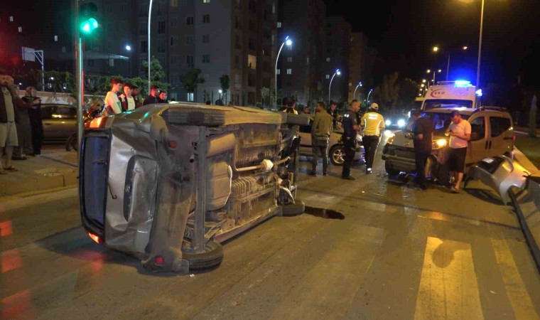 Kırıkkalede kaza sonrası ortalık savaş alanına döndü