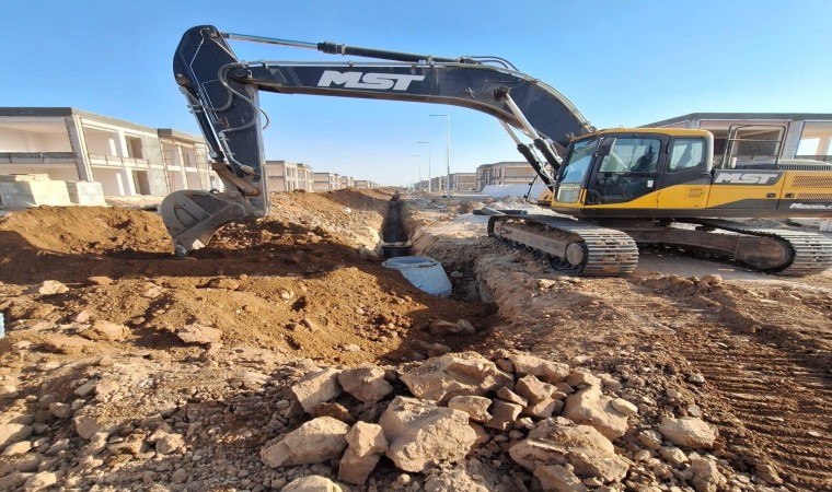 Kızıltepede içme suyu ve altyapı çalışmaları devam ediyor