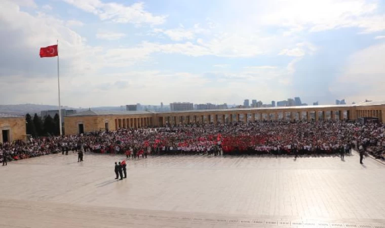 LÖSEV’den Anıtkabir’de 25’inci yıl buluşması