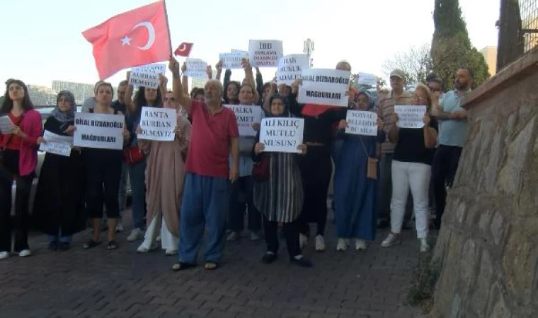 Maltepe’de ’çürük’ sitede protesto; ek süre verildi