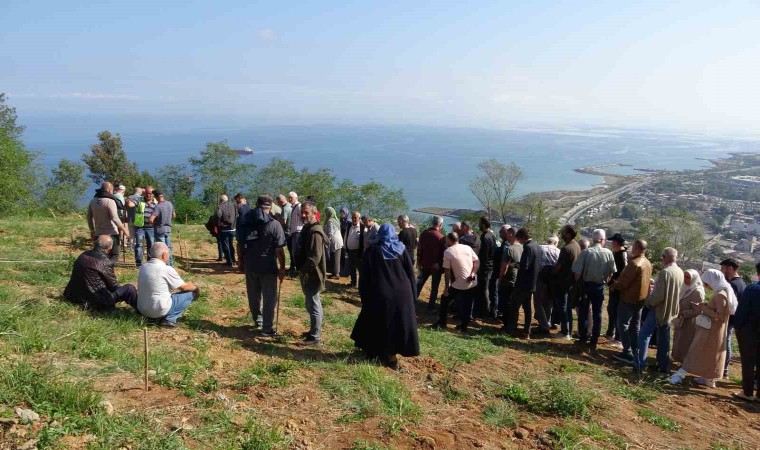 Mezar manzarası için tartıştılar