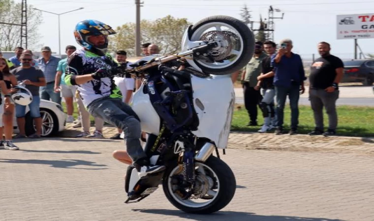 Motosiklet festivalinde akrobasisi gösterisi ilgiyle izlendi