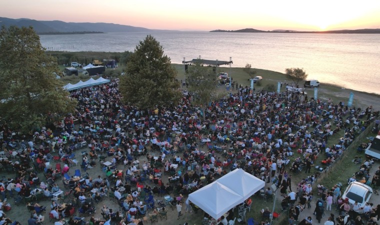 Nilüfer Akçalar-Fadıllı İncir Festivali üretici ile tüketiciyi buluşturdu