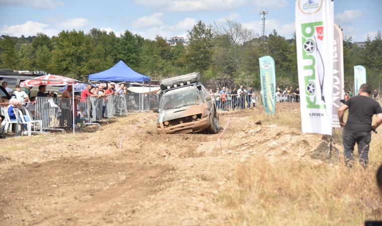 Off-road şenliği nefes kesti