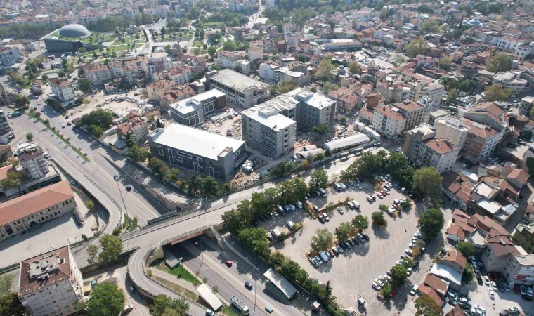 (Özel) Bursada mesleki eğitimin kalbi yenilendi...Kapılarını Öğretmenler Gününde açacak