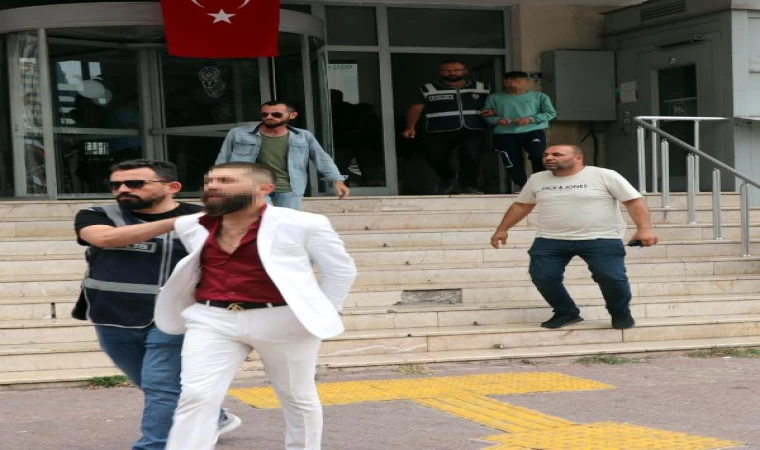 Polis baskınında evindeki tahliye borusundan kaçmaya çalışırken yakalandı