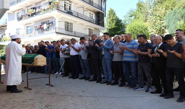 Şehit babası son yolculuğuna uğurlandı