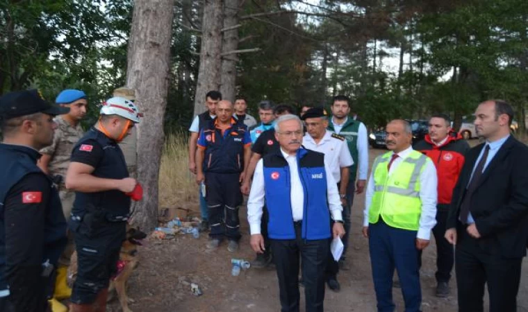 Selde kaybolan Asel’i kadavra köpekleri arıyor (2)