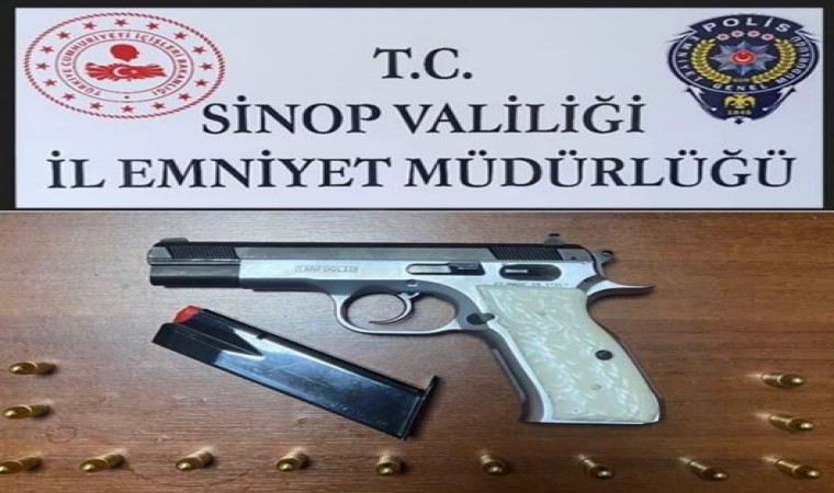 Sinopta şok uygulama: 1 ruhsatsız tabanca ele geçirildi