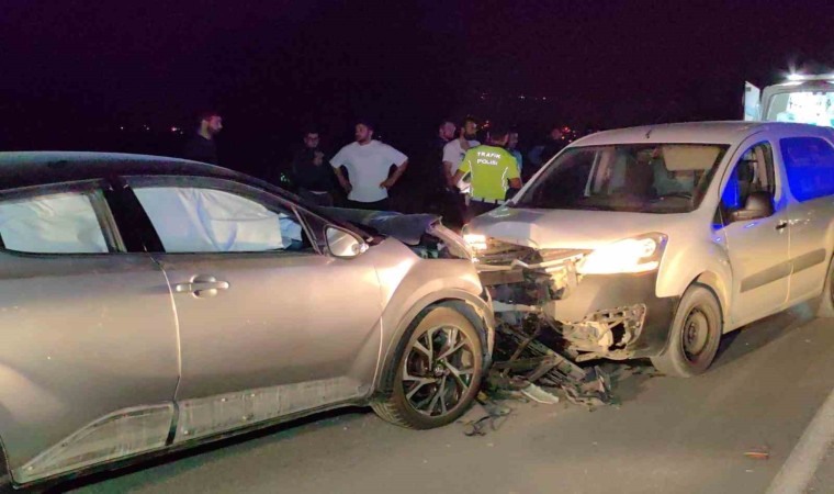 Tamirciye bırakılan araçla gezi keyfi kazayla bitti: 6 yaralı