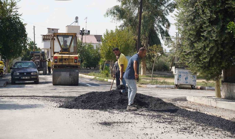 Tarsusta yollar yenileniyor