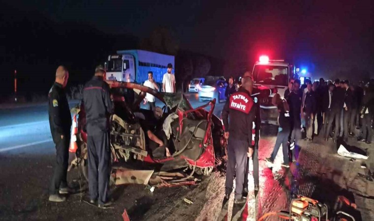 Tatvanda zincirleme trafik kazası: 1 ölü, 4 yaralı